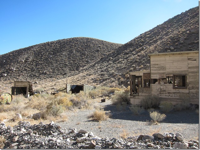 deathvalleyhouse